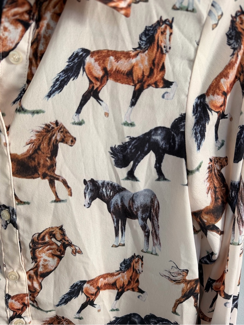 Novelty Horse-Print Button-Down Shirt for Women S - Picture 8 of 8